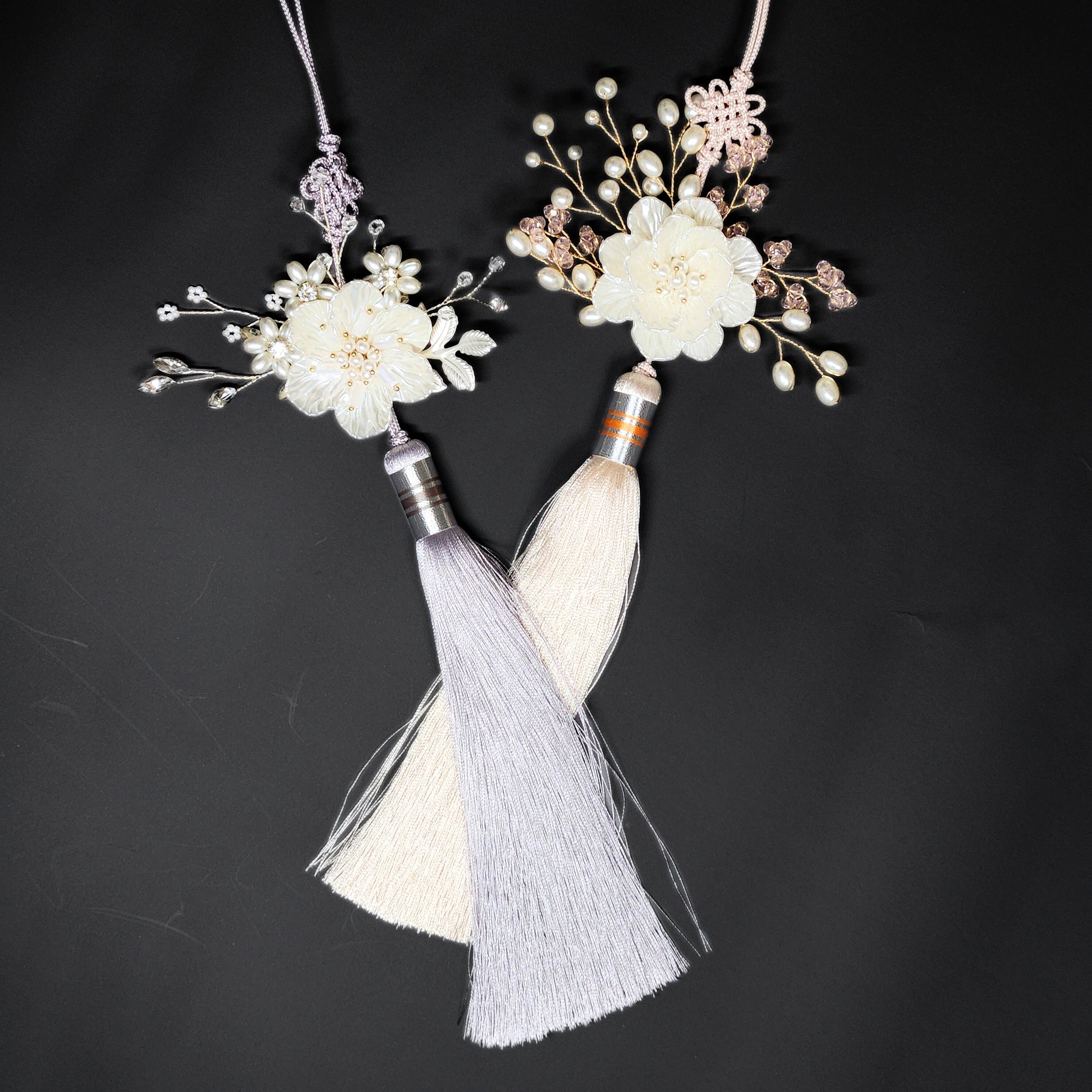 Korean Ornament Flower Design Norigae – Elegant Hanbok & Home Decor (two styles)