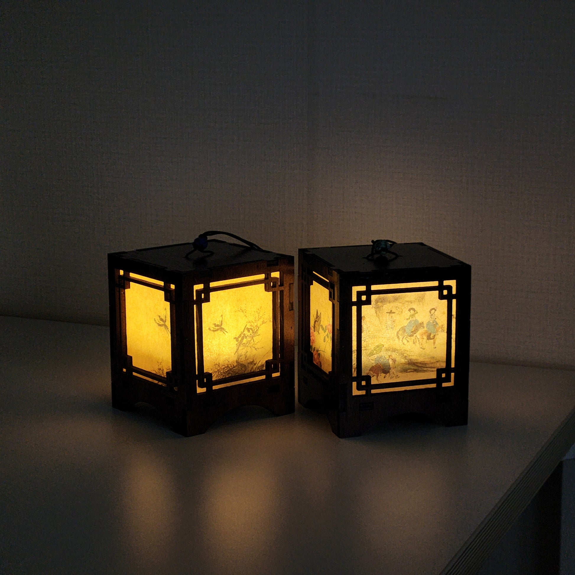 Traditional Korean Wood & Hanji Paper Lantern - Square Hanging Cordless Table Lamp (2 Styles)
