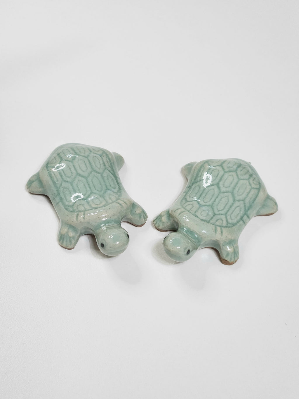 Korean Traditional Celadon Turtle Spoon and Chopsticks Rest 2P set