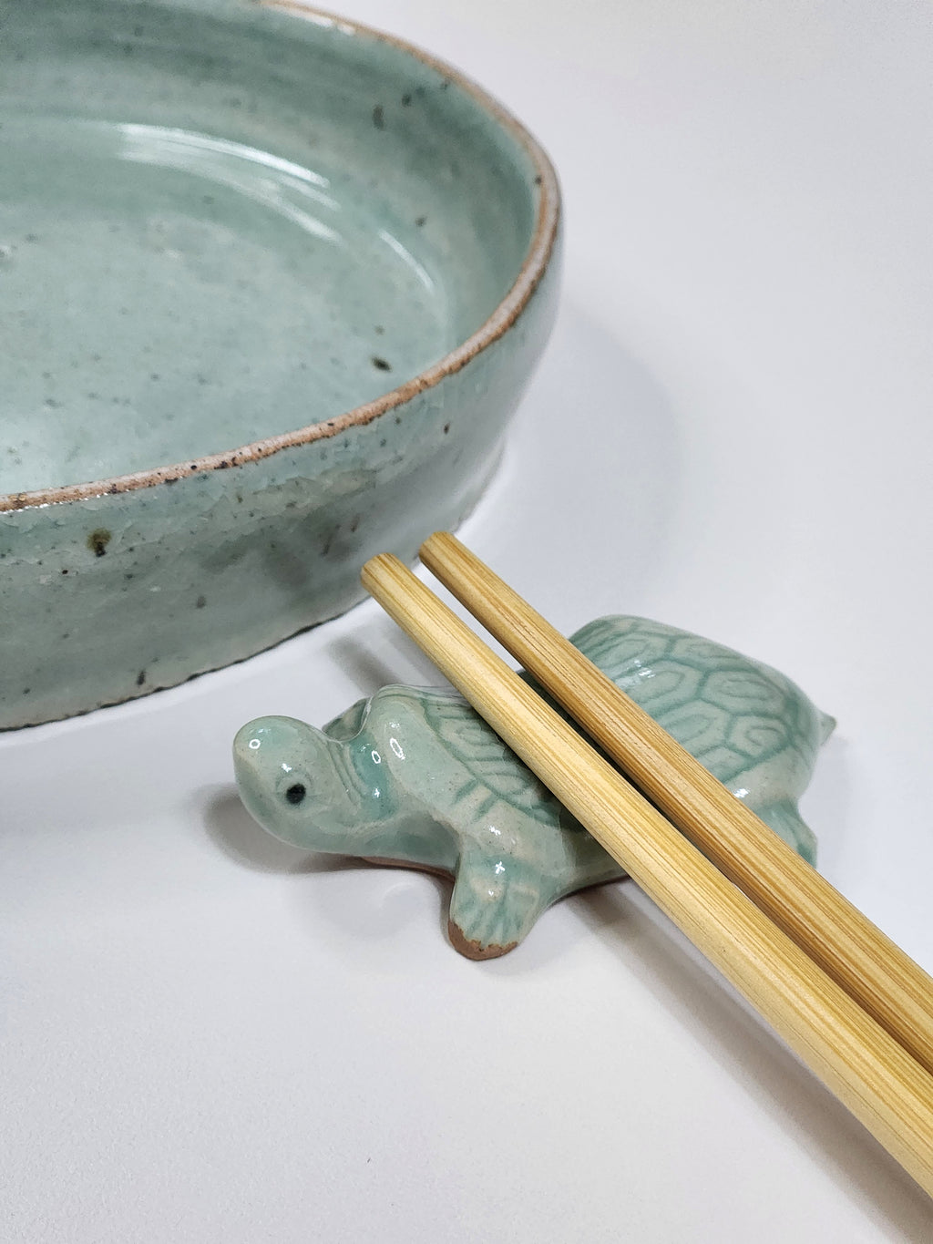 Korean Traditional Celadon Turtle Spoon and Chopsticks Rest 2P set
