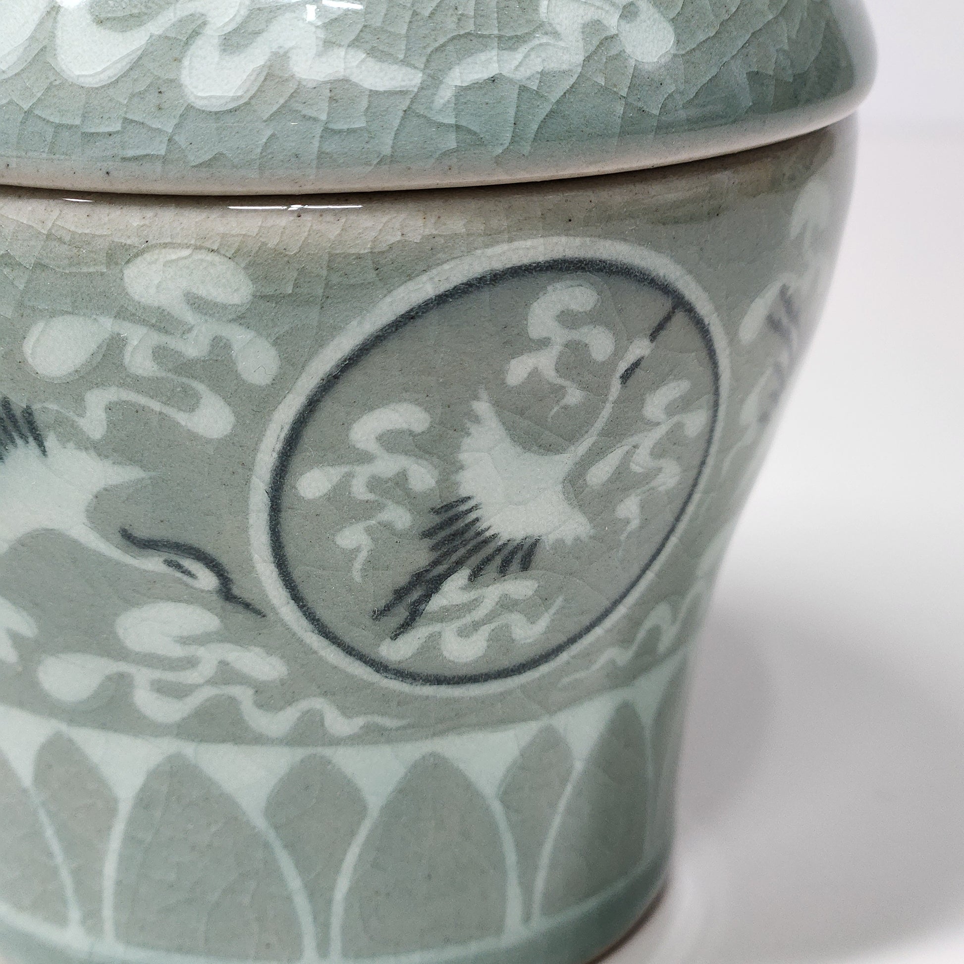 Korean Inlaid Celadon Prunus Vase Lid Teacup (200ml)