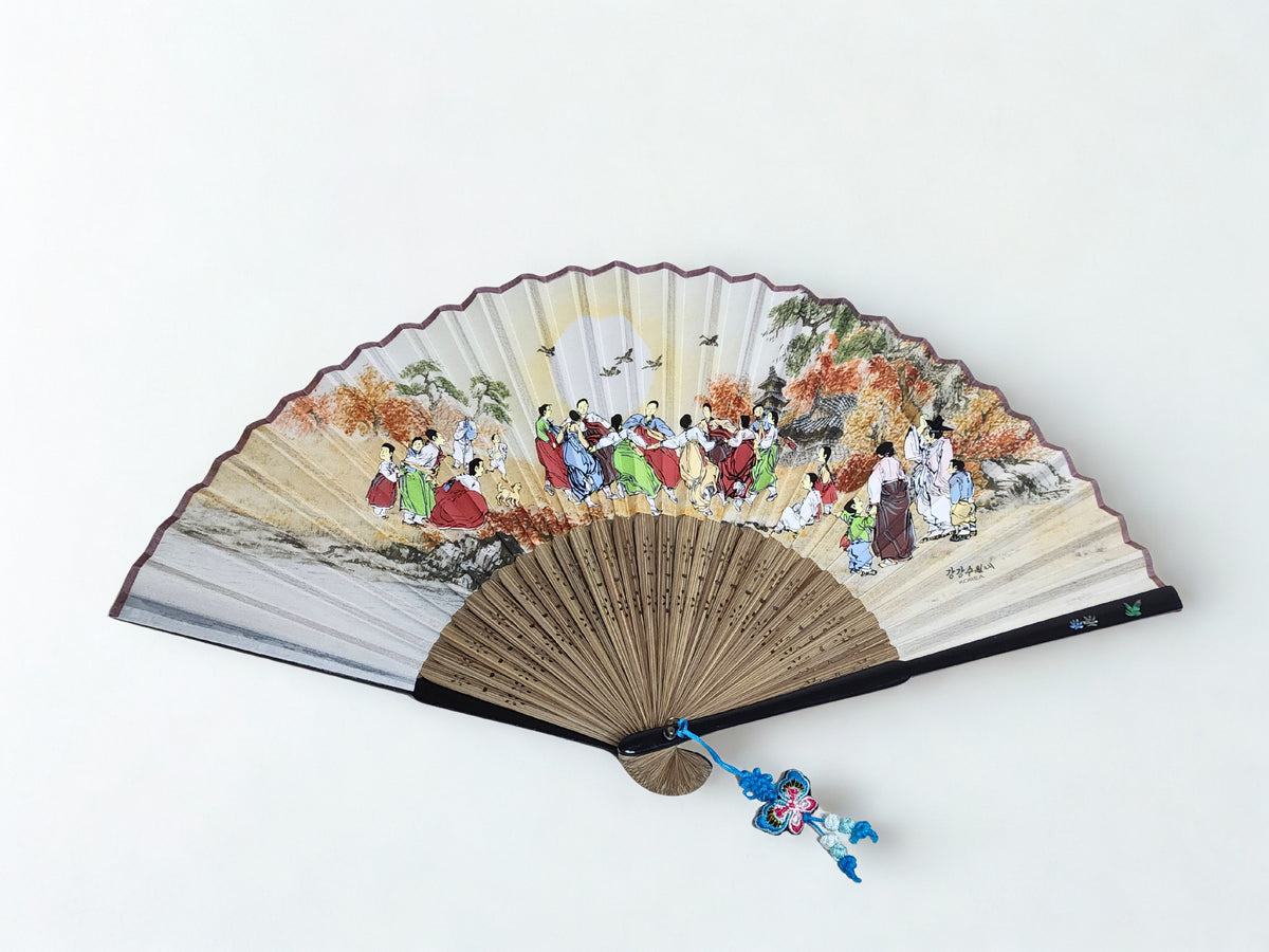 Korean traditional mother of pearl traditional fans (Ganggangsulae 강강수월래)
