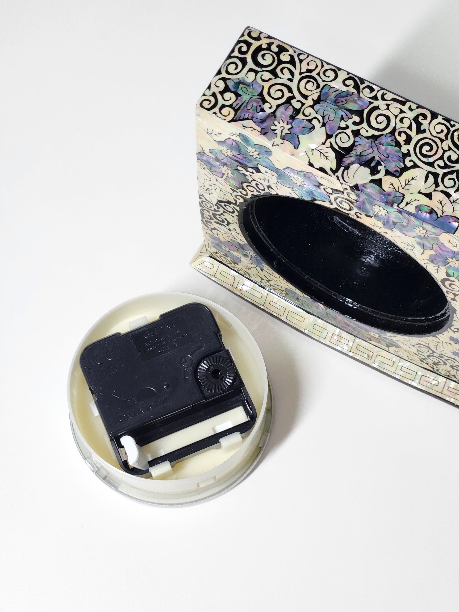 Korean Luxurious Plum Table Clock Made of Mother Of Pearl, Office Desks, Bed Side Tables, and Bookshelves