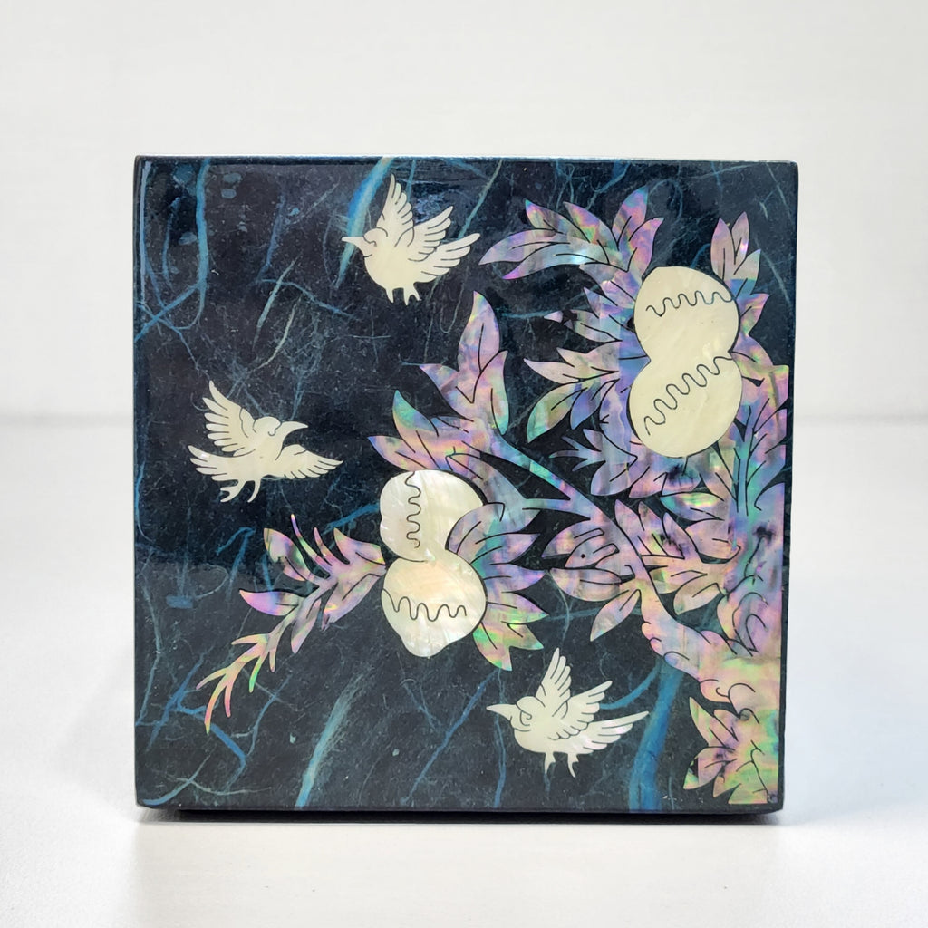 Korean Hanji Ssanghap (the Four Gracious Plants) blue secret mother of pearl jewelry box
