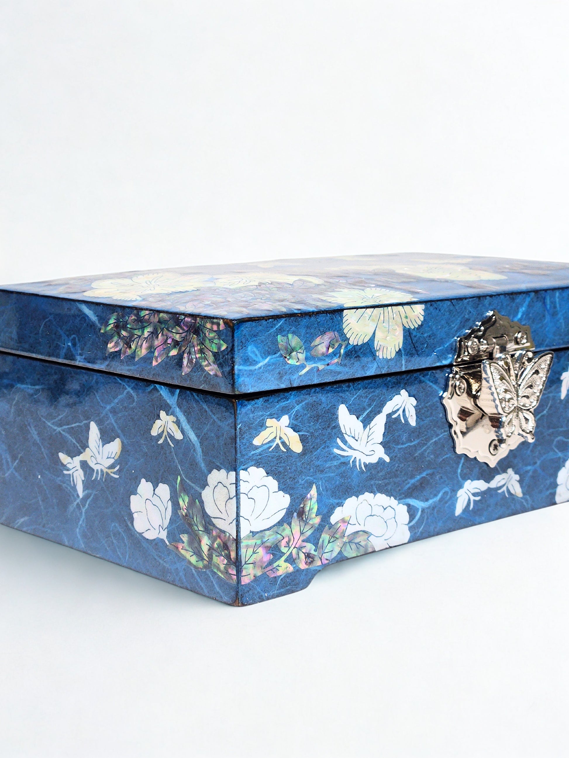 Korean Peony Blue Hanji Jewelry Box made of Mother Of Pearl