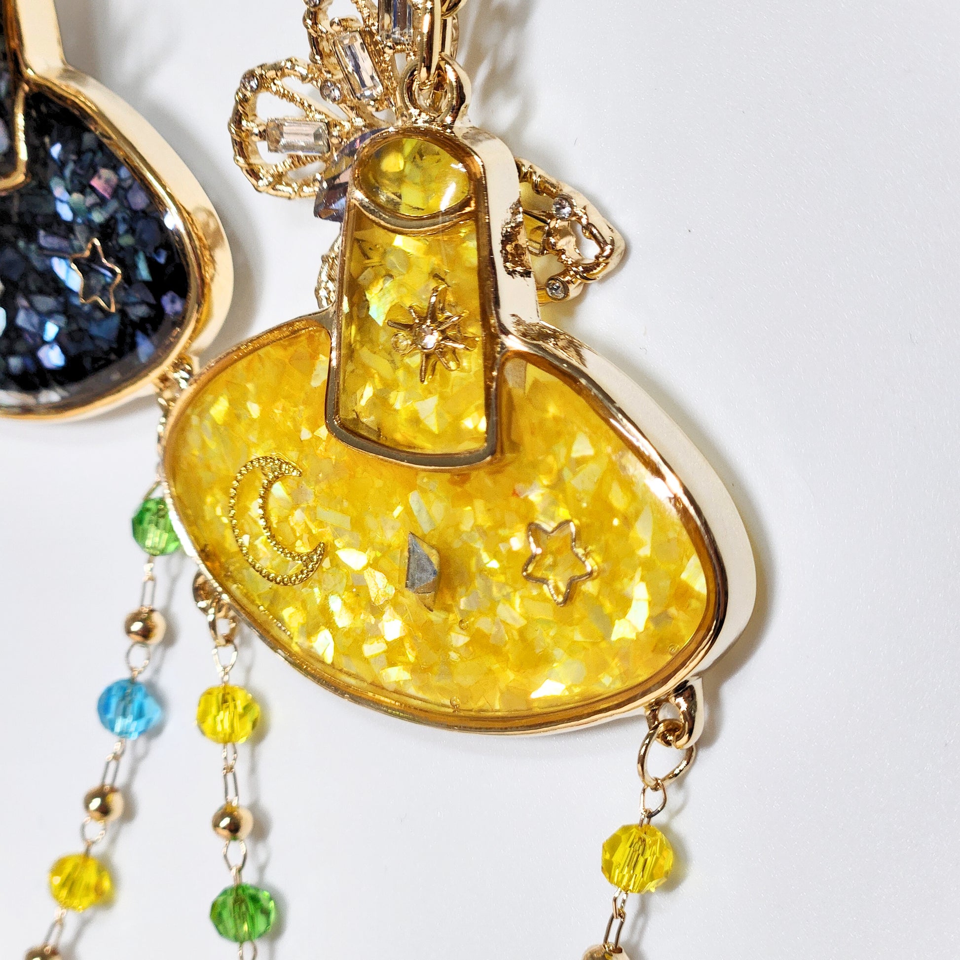 Korean Traditional Hat (갓,Gat) Mother of pearl Key Chains (5colors)