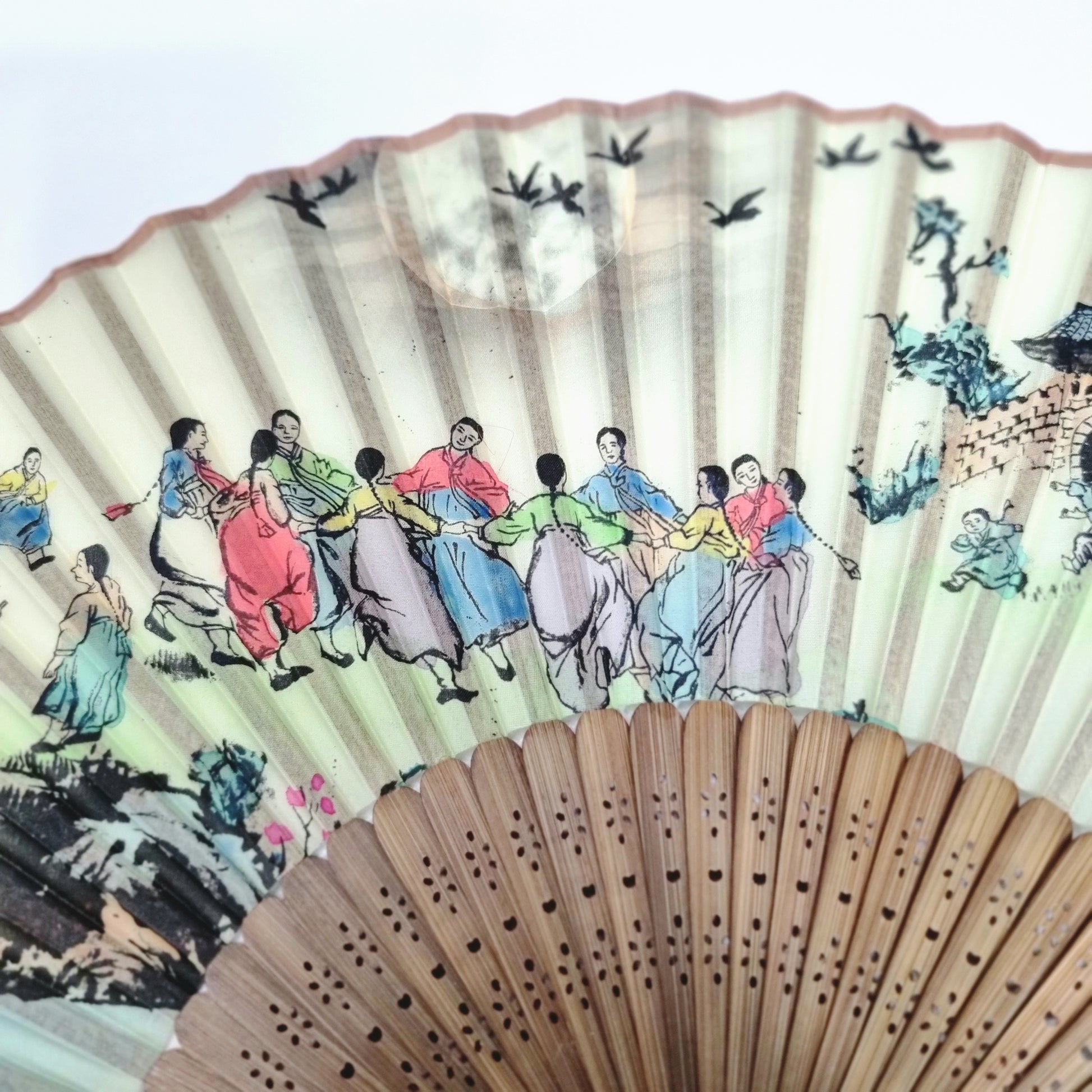 Korean traditional mother of pearl traditional fans (Ganggangsulae 강강수월래)