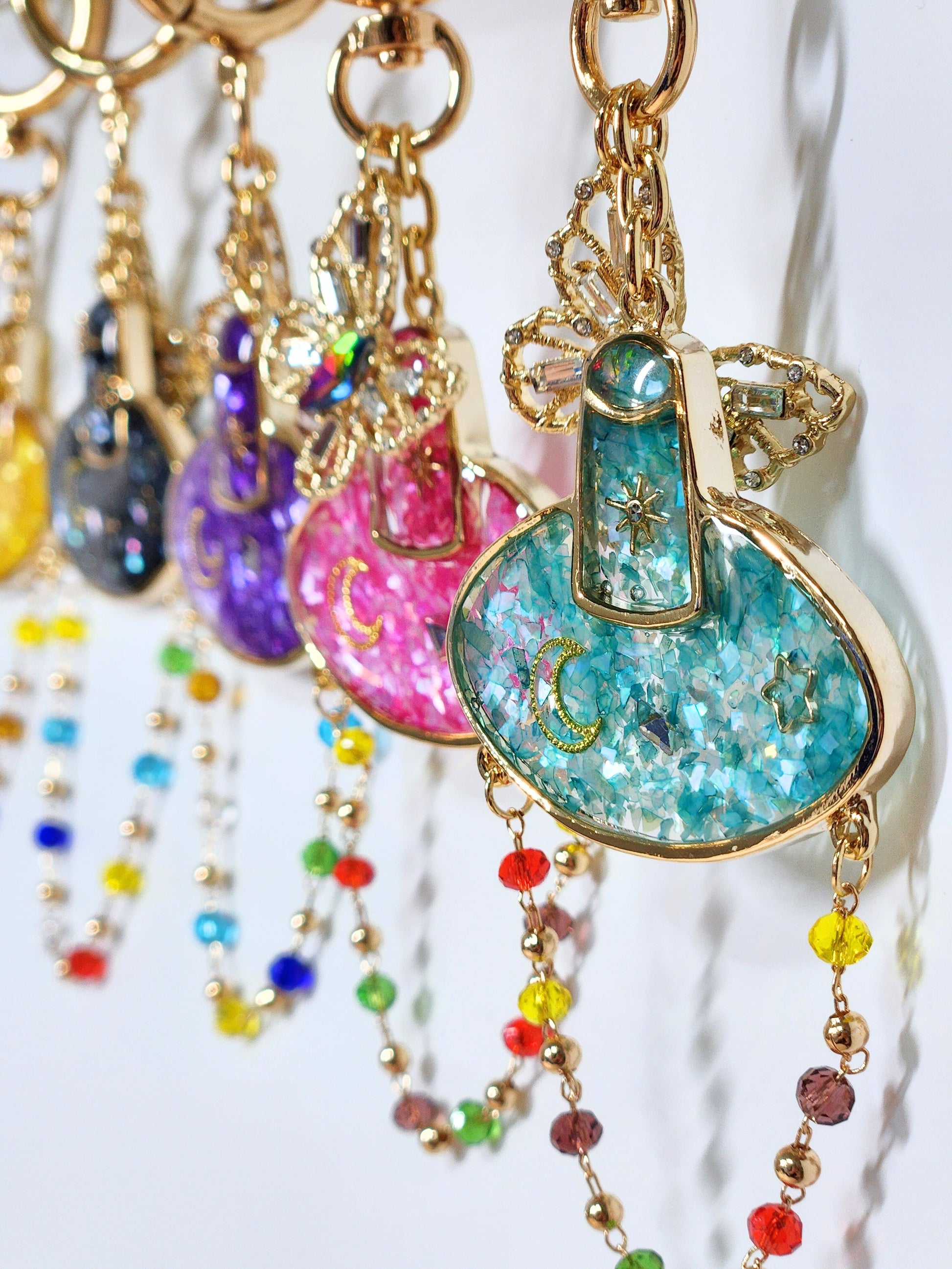 Korean Traditional Hat (갓,Gat) Mother of pearl Key Chains (5colors)