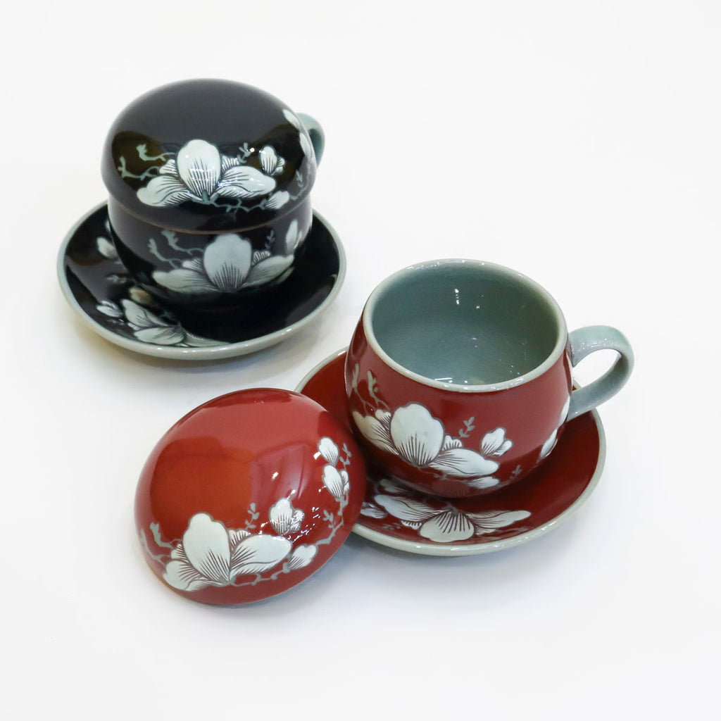 Korean traditional tea set with magnolia pattern Red/ Black