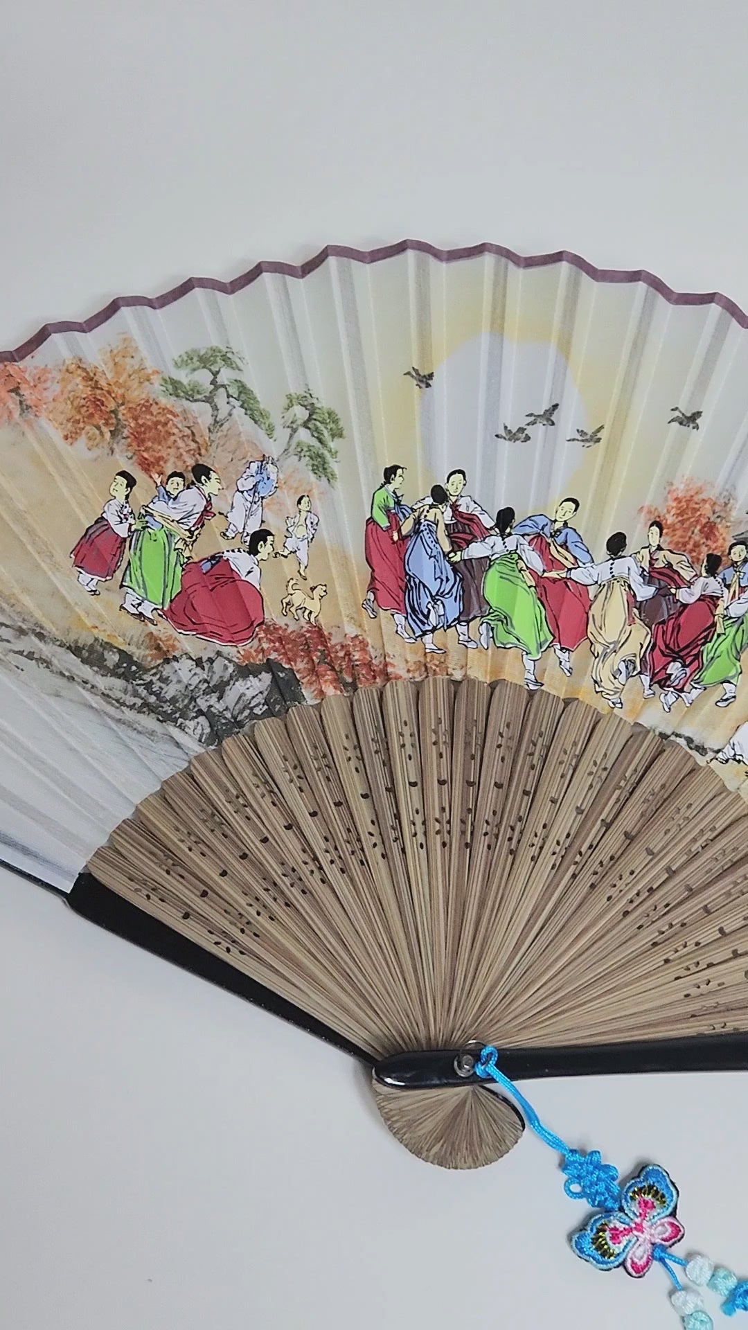 Korean traditional mother of pearl traditional fans (Ganggangsulae 강강수월래)