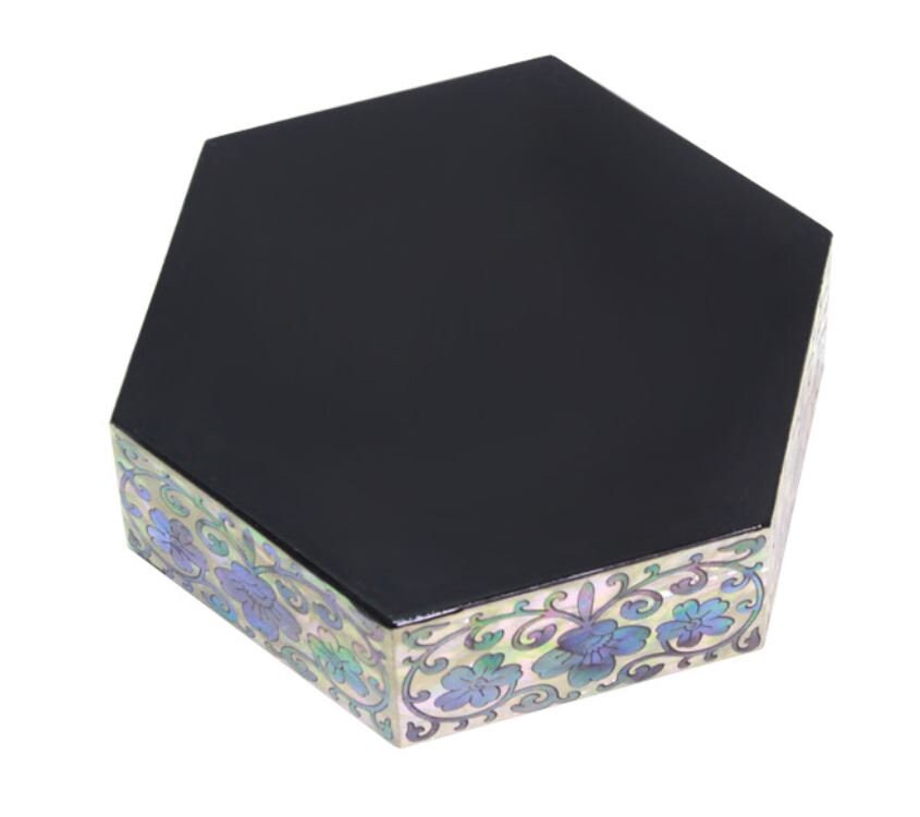 Korean Najeon lacquerware, mother of pearl hexagon box (small)
