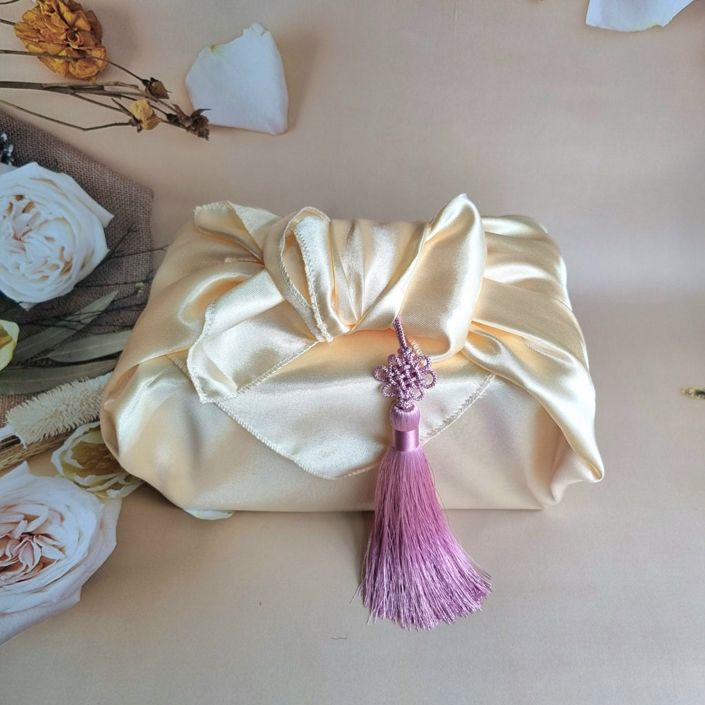 Freesia Yellow Mother of pearl Jewelry Box Najeon Lacquer Two stage mother of pearl box