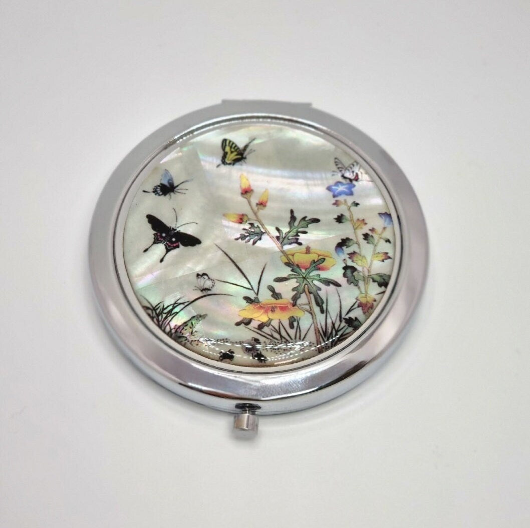 Korean traditional mother of pearl hand mirror