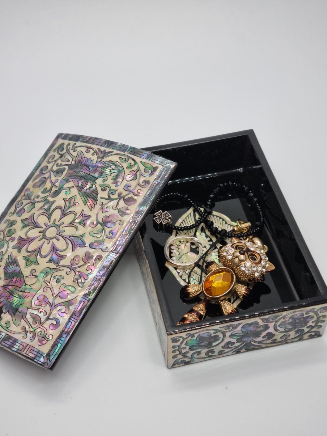 Korean Joseon Najeon Flower Ssanghakdang,mother of pearl Business Card Box & Organizer Box