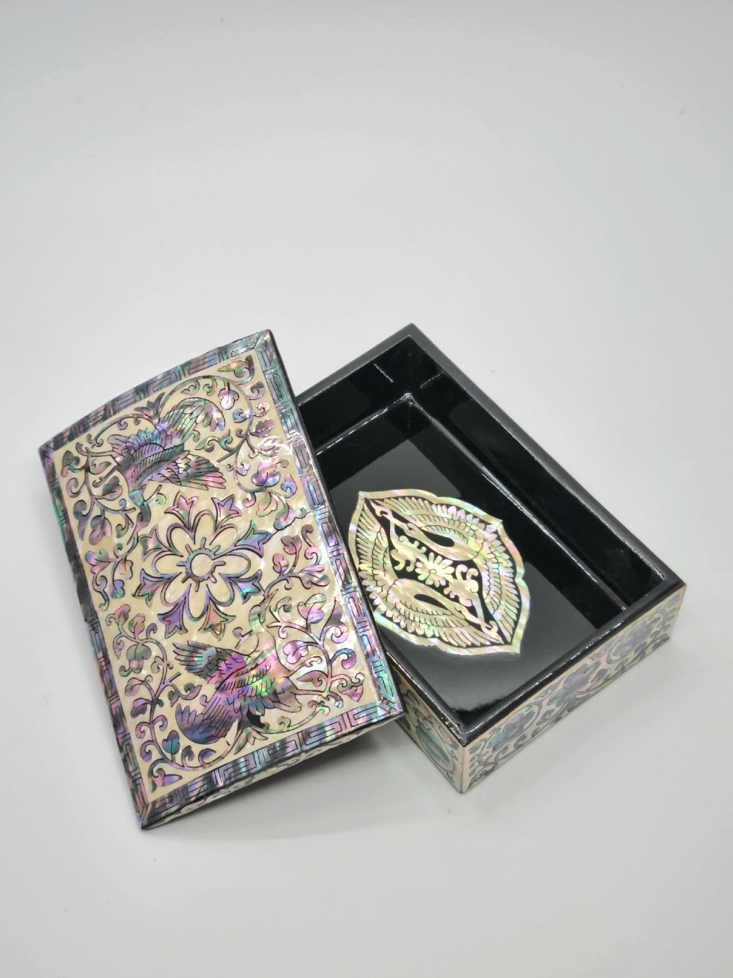 Korean Joseon Najeon Flower Ssanghakdang,mother of pearl Business Card Box & Organizer Box