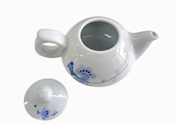 Korean plum white porcelain tea set (for 3 people)