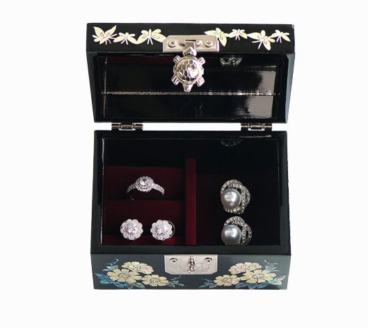 Korean fancy flower mother of pearl jewelry box (2type)