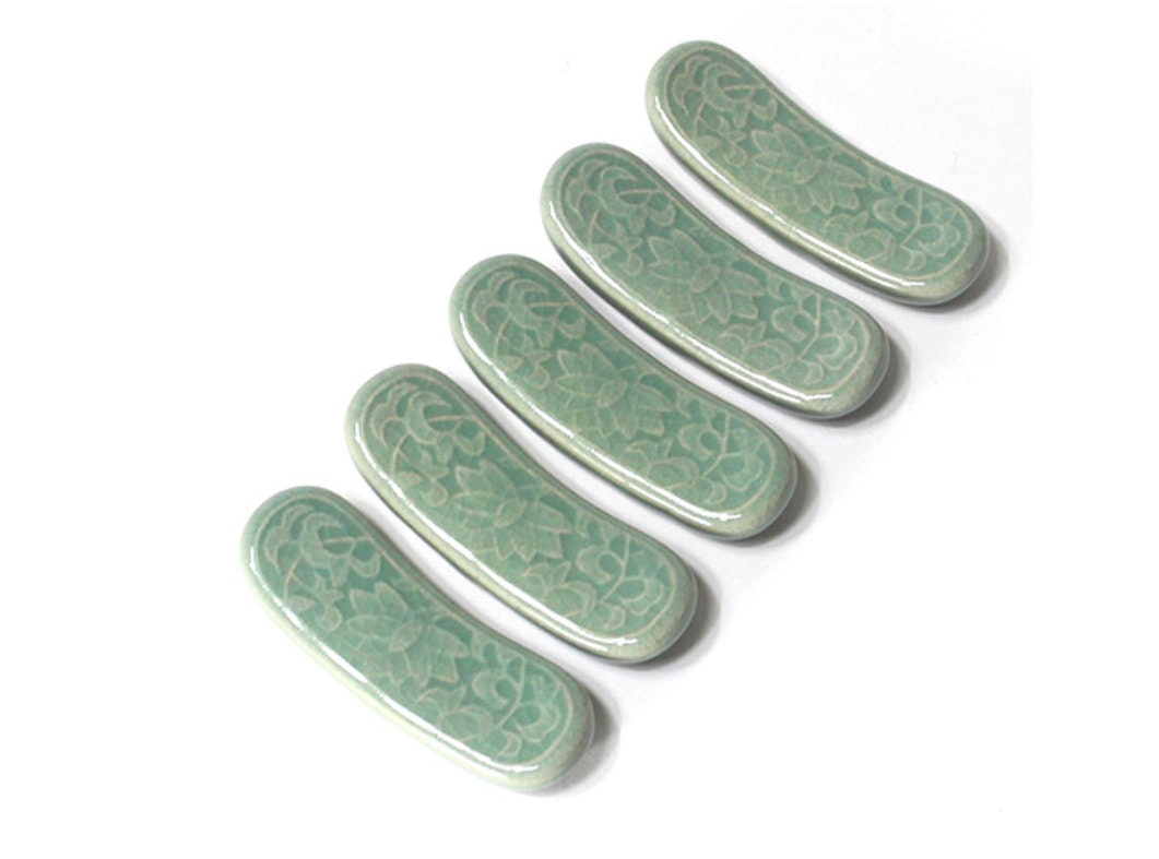 Celadon Arabesque Pattern Cutlery Spoon Chopsticks Rest Set (5P)