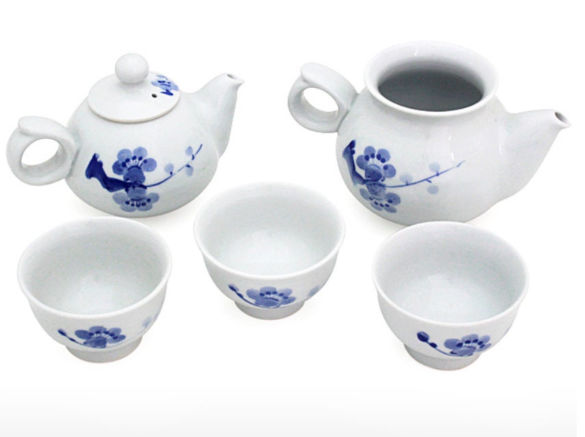 Korean plum white porcelain tea set (for 3 people)